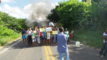 Moradores de São Cristovão voltam a manifestar