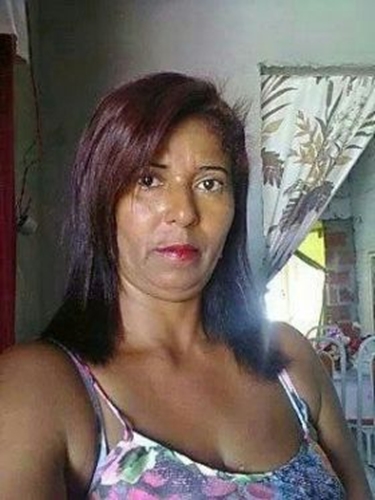 Mulher é morta com 22 tiros enquanto assistia televisão em Itabaiana