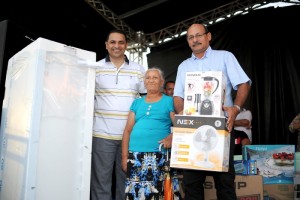 Os ex-prefeitos, Etelvino Barreto e Wagner Quintela prestigiaram o evento. (Divulgação)