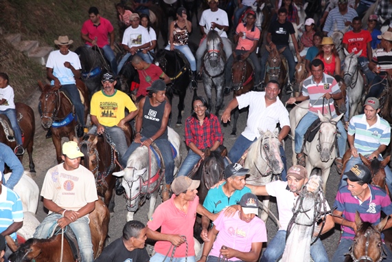 Cavalgada da Nova Descoberta acontece neste domingo