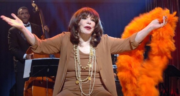 Morre a cantora Marlene, estrela da era de ouro do rádio 