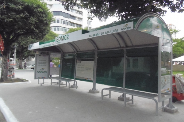 Aracaju receberá 72 novos abrigos de pontos de ônibus