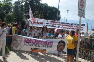 Caminhada saiu da Praça General Valadão (Foto: Portal Infonet)