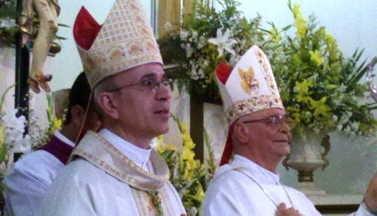 Dom Giovanni toma posse como novo Bispo da Diocese de Estância 