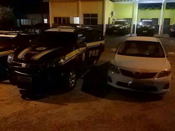 PM e PC prendem trio acusado por tráfico de entorpecentes em Poço Redondo