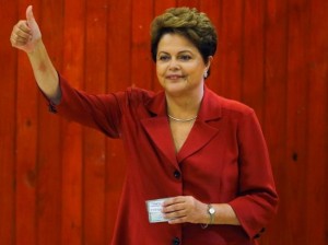   Dilma reeleita: Desafios e expectativas. (Foto: Paulo Whitaker/Reuters)