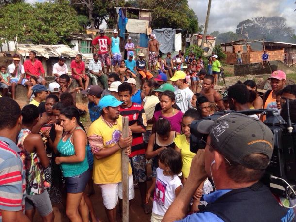 Tentativa de assalto termina em tiroteio e deixa suspeito ferido