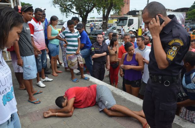 PM prende dupla logo após roubo de veículo no Siqueira Campos