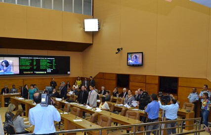 SINTESE impetra ação judicial para anular sessão legislativa que extinguiu adicional do terço