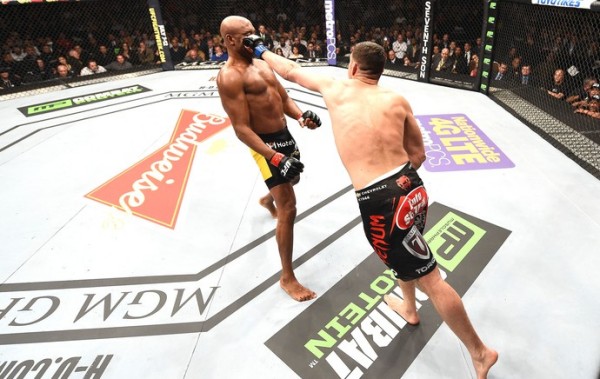 Anderson testa positivo em antidoping realizado antes da luta contra Diaz