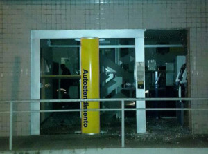  agência do Banco do Brasil na cidade de Macambira foi arrombada na madrugada deste sábado (21). (Foto: PM/SE)