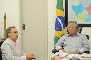 Presidente do Cimento Apodi, Adauto Farias e  o Governador Jackson Barreto. (Foto: ASN)