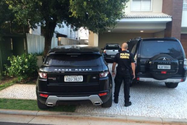  Polícia prende traficante com 2 quilos de cocaína no João Alves