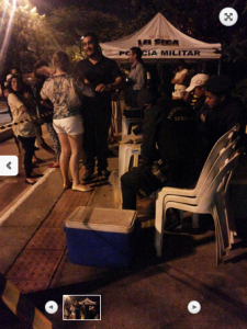 Com efetivo de 16 policiais militares, a ação foi comandada pelo tenente de Souza e ocorrida na avenida Beira Mar. (Foto: PM/SE)