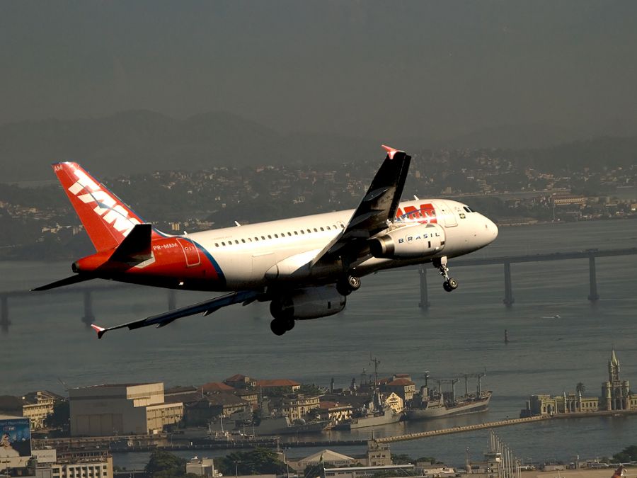 Empresas aéreas no Brasil cancelam 16 voos para Argentina