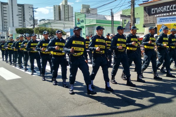  Polícia Federal apreende caminhão com duas toneladas de maconha em Cristinápolis