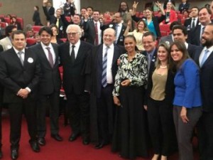  Marina acompanhou sessão que marcou criação da Rede.(Foto: Reprodução do Facebook)