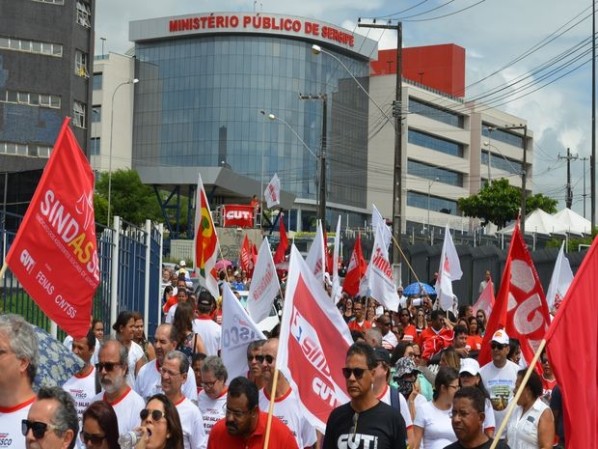 “Cavaleiros de Aço” ficam em silêncio pra protestar a morte do policial do GETAM