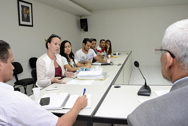 Secretário recebe Direção do Colégio Felisbelo Freire