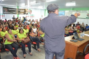 Categoria se reuniu em assembleia na manhã desta sexta-feira (18). (Foto: Reprodução / Portal Infonet)  