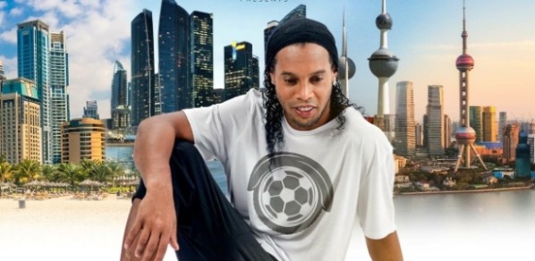 Ronaldinho roda o mundo em campanhas e fatura R$ 2 mi por mês