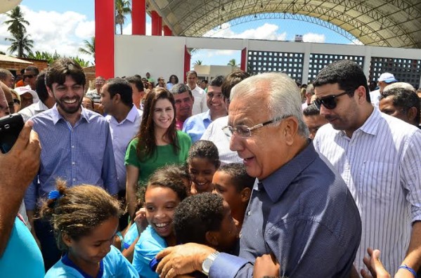 Governador inaugura Centros Integrados de Segurança em Brejo Grande e Ilha das Flores