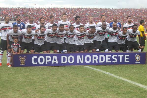 Santa Cruz empata com Campinense e garante título da Copa do Nordeste