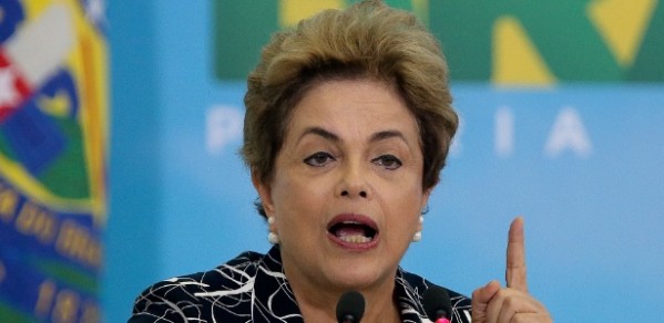 Defesa de Dilma terá mais um dia para apresentar alegações finais