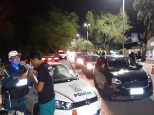 Polícia Federal prende operador de Eduardo Cunha e está na JBS
