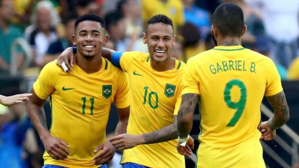 Camisa 10 marca aos 14 segundos de jogo e abre caminho para goleada sobre Honduras e festa da torcida no Maracanã. (Foto: GloboEsporte)