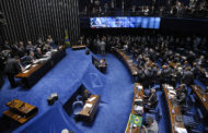 Processo de impeachment de Dilma Rousseff é aprovado por 61 votos no Senado