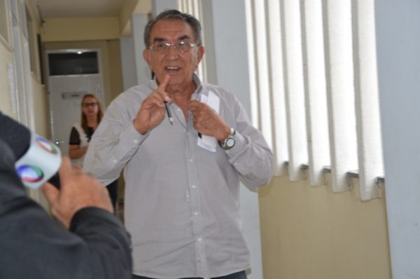Terésio Chirife Morel, é pai de Maria Olívia Santos Chirife, secretária de infraestrutura da Prefeitura de São Cristóvão. (Foto: reprodução/Infonet)