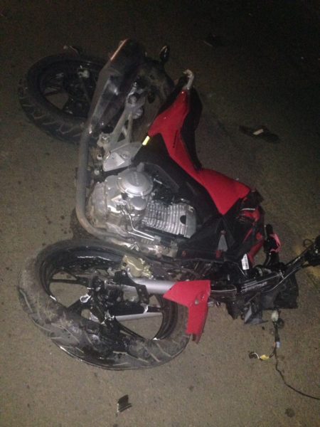 Acidente entre duas motocicletas deixou três pessoas mortas em Carira. (Foto: Redes Sociais)
