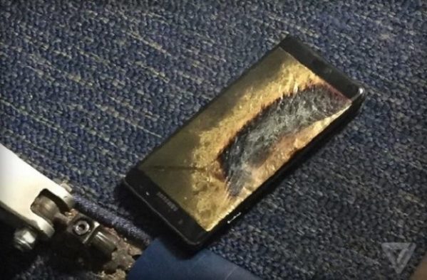 Galaxy Note 7 queimado após suposto incidente com bateria (Foto: Reprodução/Brian Green/The Verge)