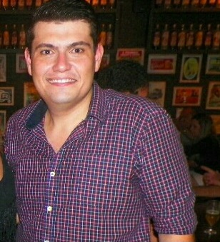  Proprietário do Restaurante Salomé, Igor de Faro Franco, foi assasinado friamente> (Foto: redes Sociais)