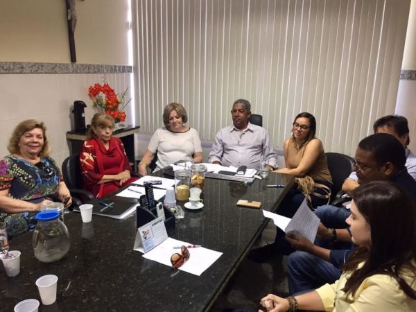 Prefeito Jorge Eduardo Santos (Jorjão) e seus secretários. (Foto: Ascom/São Cristóvão)