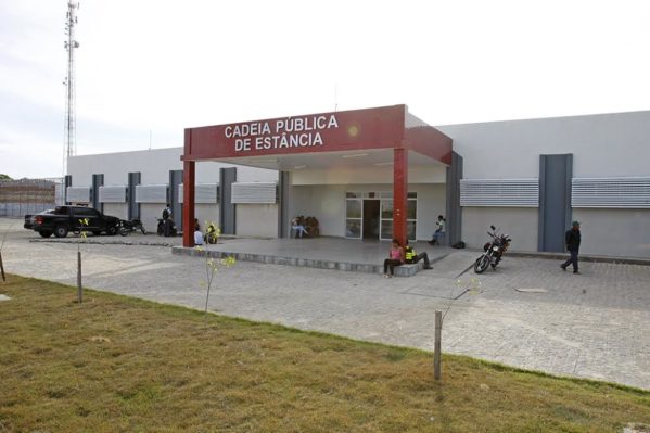 Cadeia pública de Estância foi inaugurada ontem (28). (Foto: Victor Ribeiro/ASN)