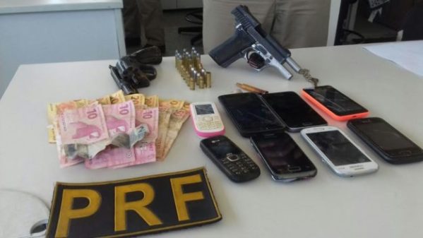 Segundo agentes, assalto ocorreu no bairro de Rio Novo nesta quinta (25)