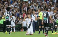 Thalles brilha, Vasco vence Ceará e está de volta à Série A