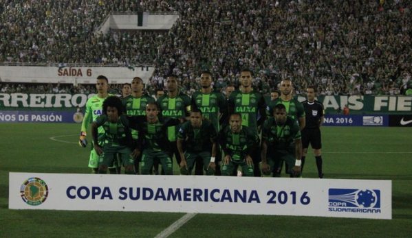 Chapecoense é declarada campeã da Copa Sul-Americana de 2016 (Foto: Giba Pace Thomaz/Chapecoense