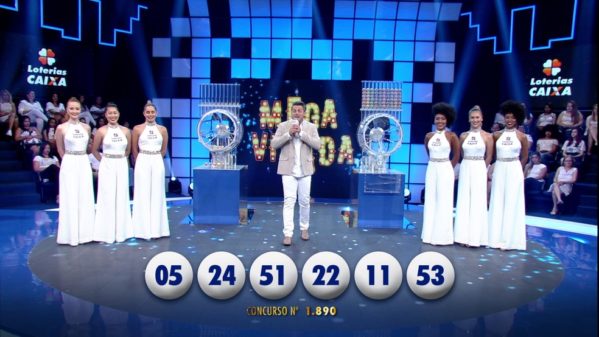 Sorteio da Mega da Virada 2016 (Foto: Reprodução/TV Globo)