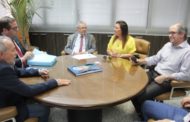 Em visita a Clóvis, prefeito eleito de Tobias Barreto relata dificuldades na transição