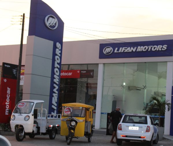 Loja localizada em Aracaju (SE) tem veículos com custo-benefício atrativo e são recomendados para transporte de cargas dos comércios da região.