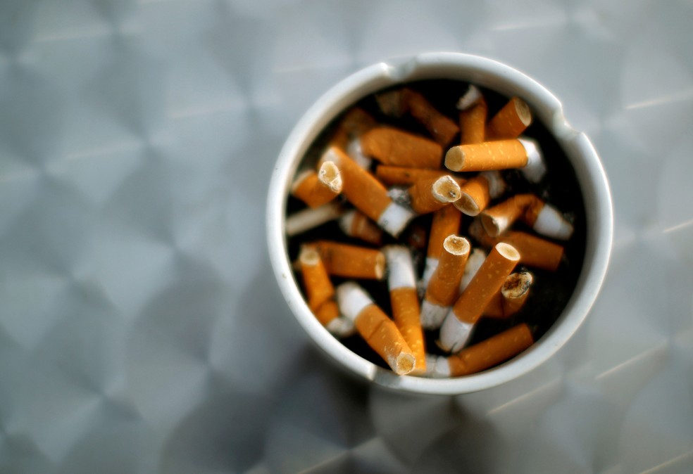 Segundo estudo divulgado nesta terça-feira pela OMS, custo do cigarro é de US$ 1 trilhão ao ano (Foto: Reuters/Lisi Niesner/File Photo)