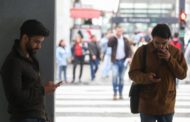 Brasil perdeu 13,7 milhões de linhas de telefonia celular em 2016, diz Anatel