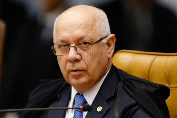 Ministro do Supremo Tribunal Federal viajava de São Paulo para o litoral sul do Rio de Janeiro; magistrado tinha três filhos e estava na Suprema Corte desde 2012. (Foto: Reprodução / TV Globo)