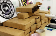 Acusada de tráfico é presa com 20Kg de maconha no Orlando Dantas