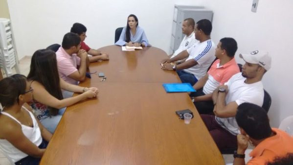 Prefeita de Japaratuba Prefeita Lara reforça diálogo com estudantes universitários