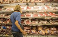 Consumidor deve ficar atento ao aspecto da carne, dizem especialistas