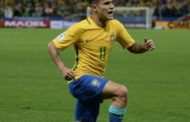 Com bela atuação, Brasil passa fácil pelo Paraguai e carimba vaga para a Copa
